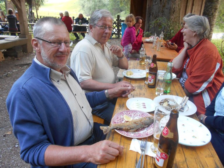 Guests at the Lammertal fish ponds