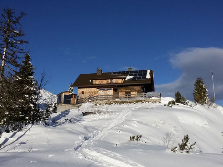 Goiserer Hütte im Winter (c) Goiserer Hütte