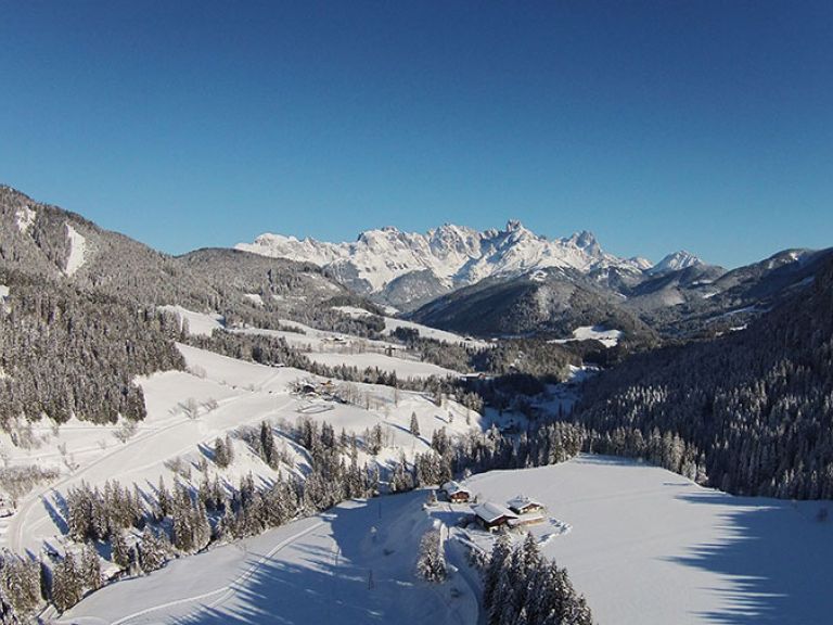 Lammertal mit Gosaukammgebirge im Winter