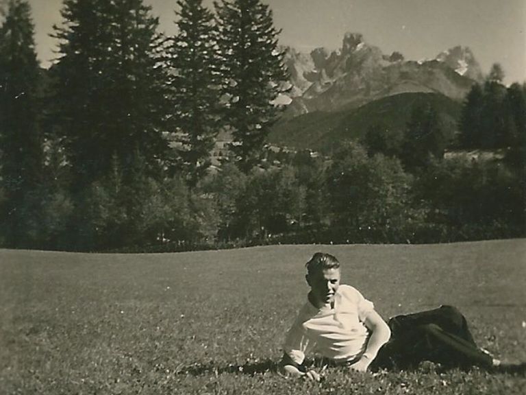 A short break while bringing in the hay