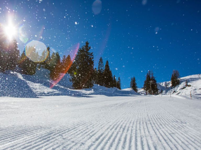 Perfekt präparierte Pisten im Salzburger Land Skifahren auf den Pisten im Salzburger Land