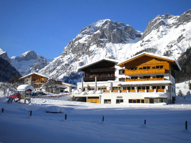 Urlaub im Familienhotel Alpengasthof Lämmerhof Familienurlaub im Lammertal - Hotel Lämmerhof