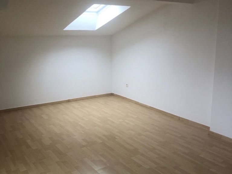 Wohnzimmer mit Dachfenster