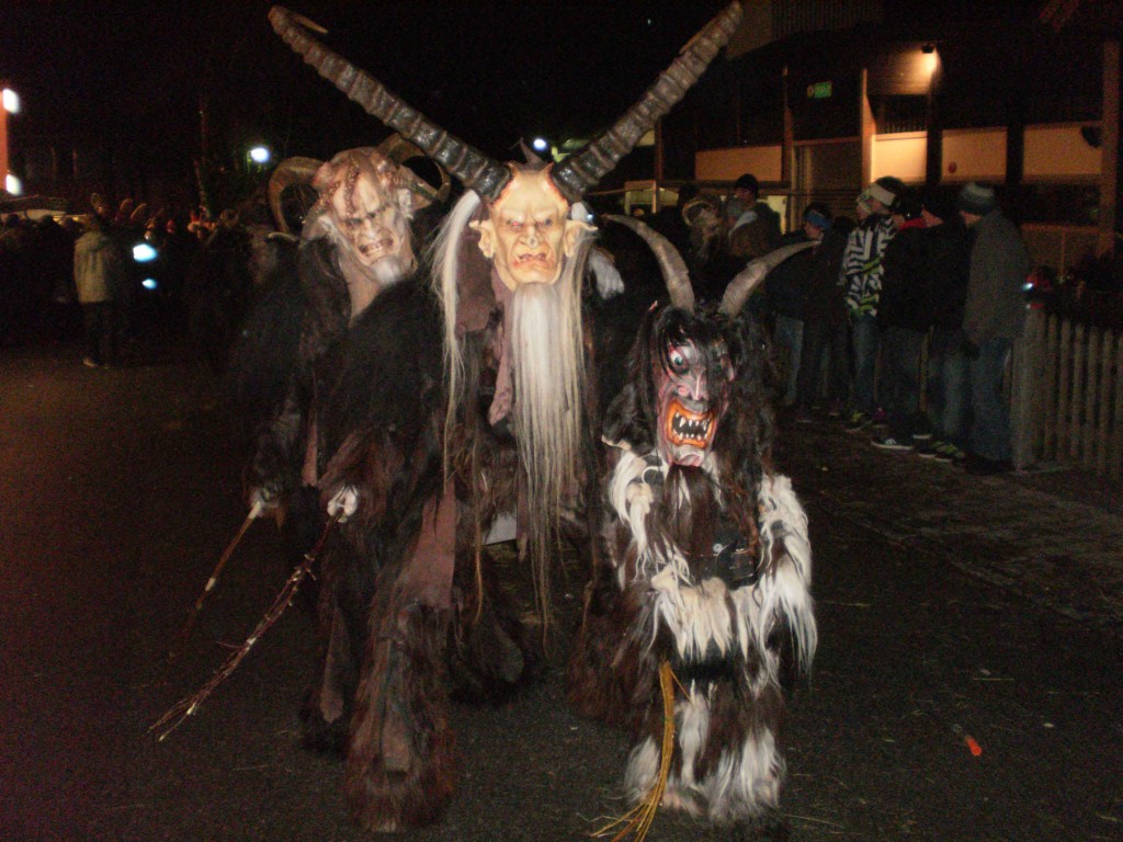 Krampus bei einem Krampuslauf im Salzburgerland