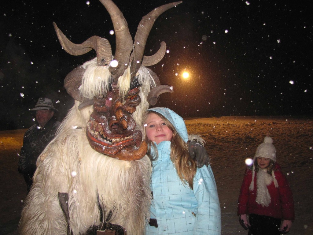 Perchtenlauf-im-Lammertal