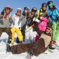 Gaudimacher beim Sonnenskilauf in Dachstein West