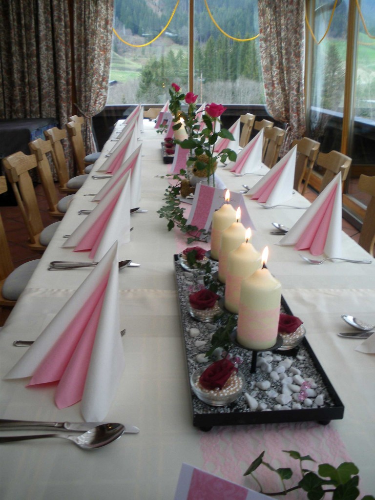 festliche-Tafel-Taufe