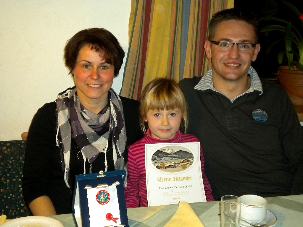 Fam Eigen 25