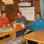 Aufwärmen in der Hütte