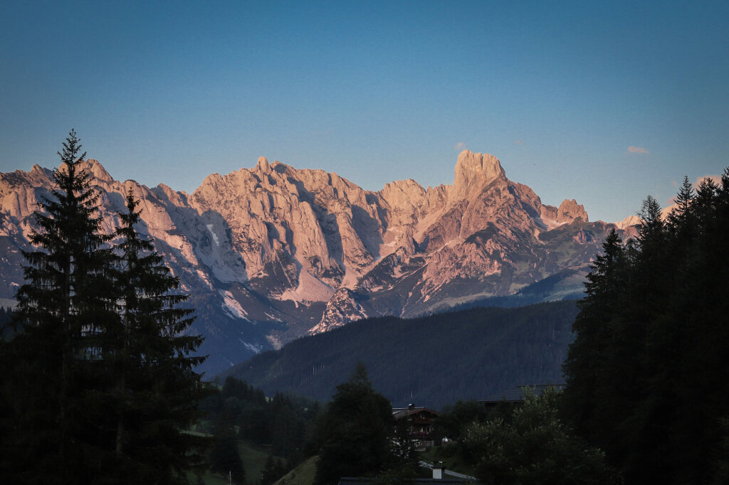 gosaukamm-salzburgerland-abendrot