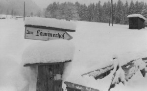 ,,Zum Berghotel Lämmerhof'' - Schild im lammertal