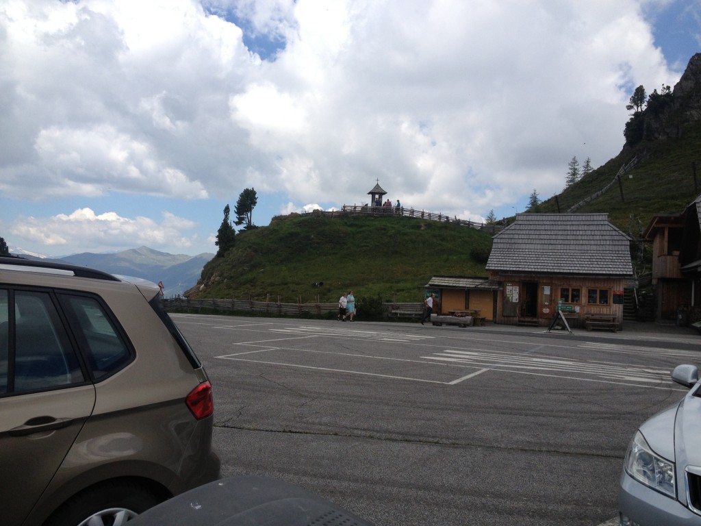 Ein kleines Marterl auf der Nockalmstraße