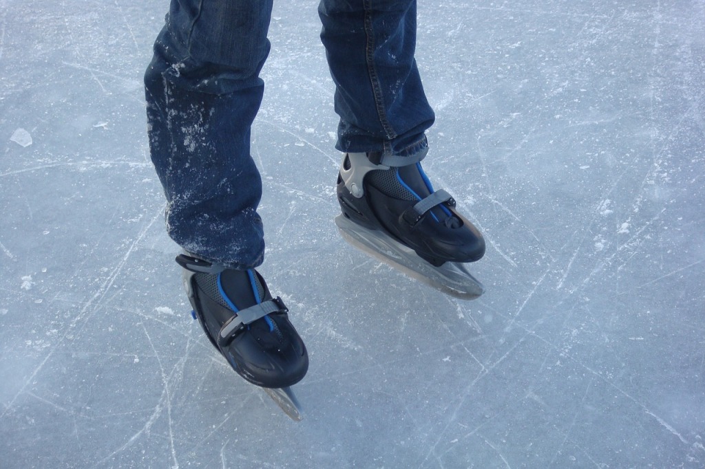 Eislaufen im Winterurlaub im Lammertal