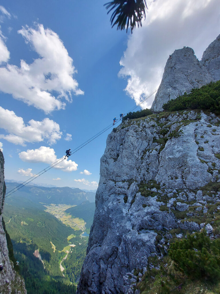 Über 100 Meter Tiefblick auf der Himmelsleiter