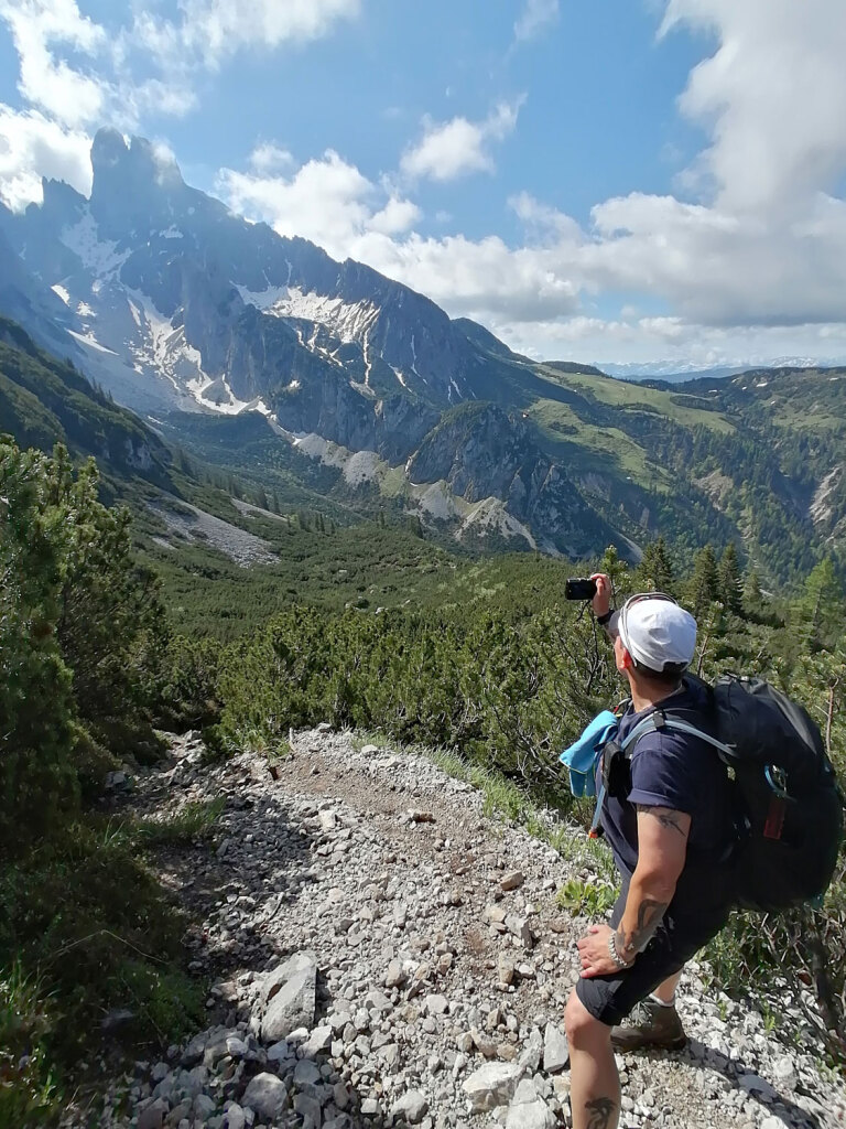 Blick zur Bischofsmütze über der Stuhlalm