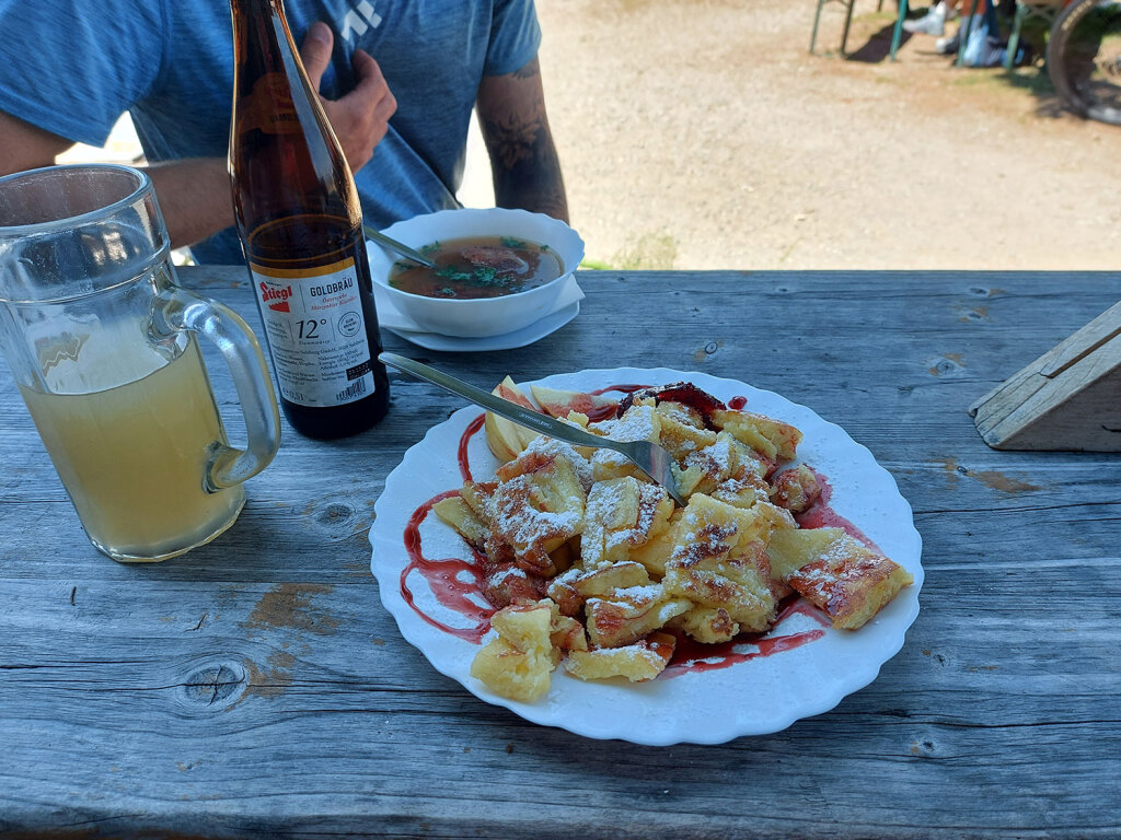 Kaiserschmarrn beim Heinrich-Kiener-Haus