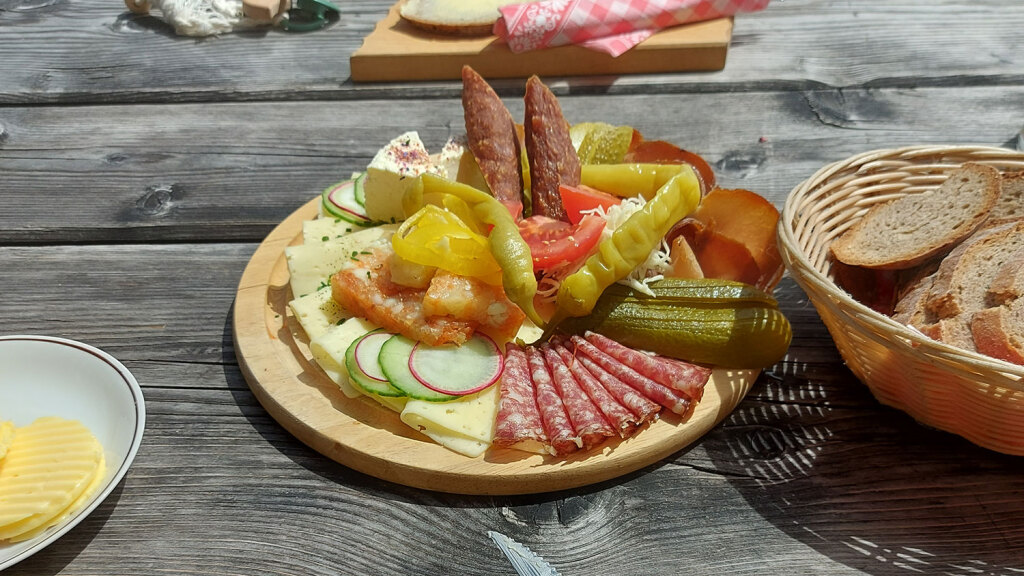 Almjause auf der Twenger Alm