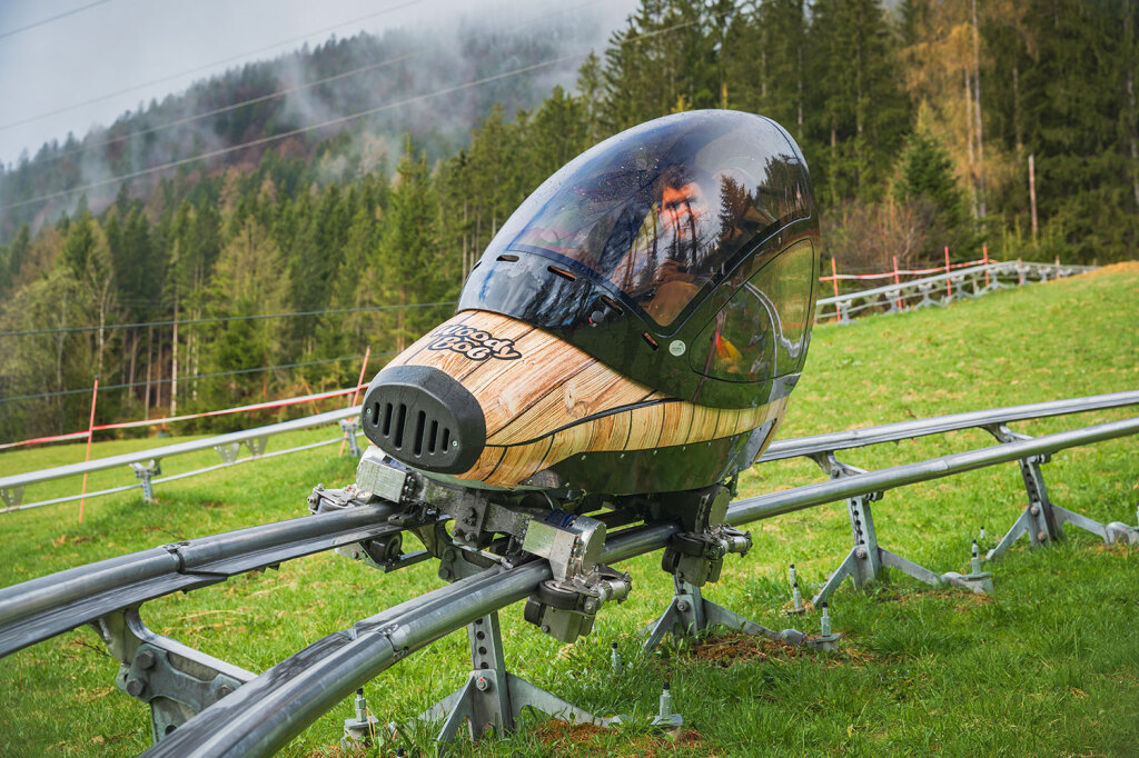 Ausflugstipps bei Regenwetter: Woody Bob Sommerrodelbahn